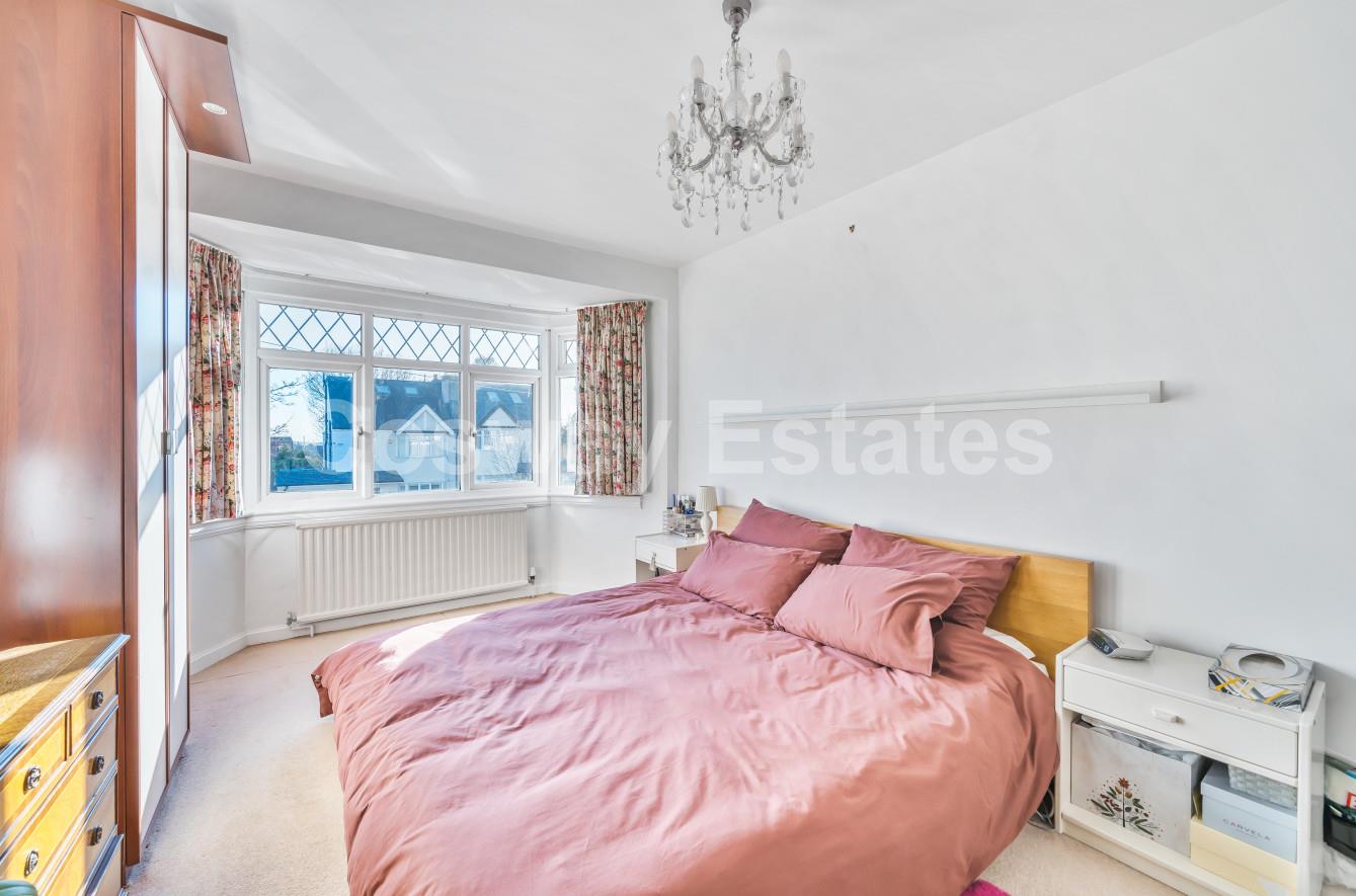 Hillside Grove, Mill Hill, NW7, Mill Hill